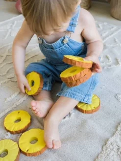 Ananas L'Ananas - OLI & CAROL Jaune - Oli Et Carol -Magasin De Produits Pour Bébés De Qualité ananas lananas oli carol 3