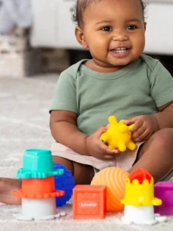 Coffret Balles, Cubes Et Gobelets Infantino Multicolore - Infantino -Magasin De Produits Pour Bébés De Qualité coffret balles cubes et gobelets infantino 3