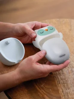 Coffret Veilleuse Et Chouette Luminescente - INFANTINO Blanc - Infantino -Magasin De Produits Pour Bébés De Qualité coffret veilleuse et chouette luminescente infantino 4