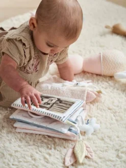 Livre Photos + Activités CHAT ROSE Rose - Vertbaudet 11 Livre Photos + Activités CHAT ROSE Rose - Vertbaudet -Magasin De Produits Pour Bébés De Qualité livre photos activites chat rose 5