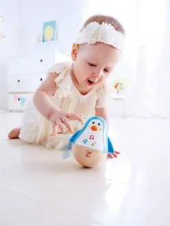 Pingouin Culbuto Musical HAPE Bleu - Hape -Magasin De Produits Pour Bébés De Qualité pingouin culbuto musical hape 2